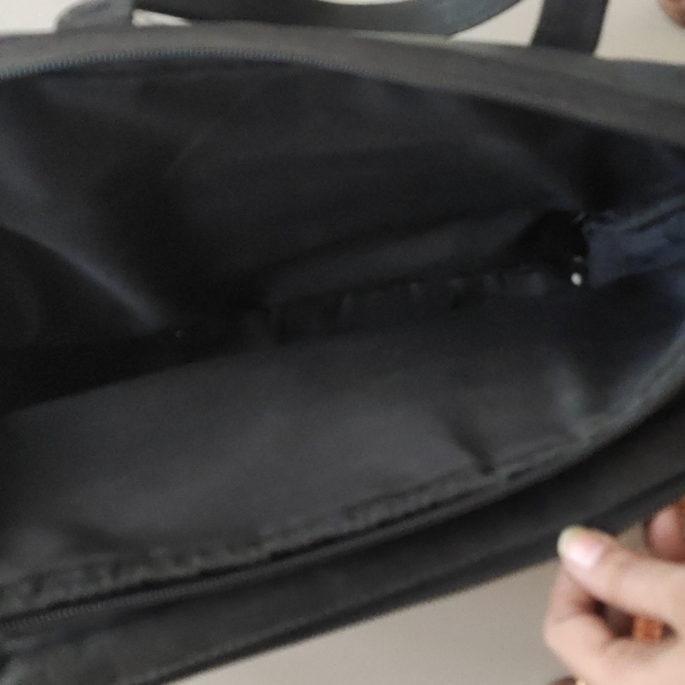 Baggit office/laptop bag - Picture 7 of 9